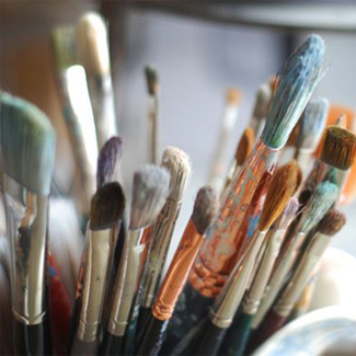 A Guide to Choosing the Right Paint Brush image