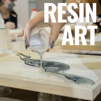 What is Resin Art? image