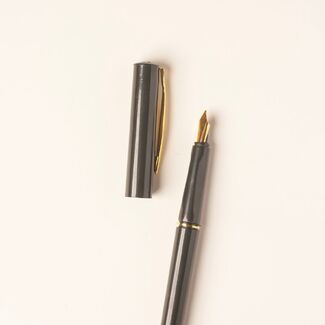 A Guide to the different types of pens image