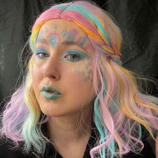 How to create a Mermaid Makeup look with Face Paint image
